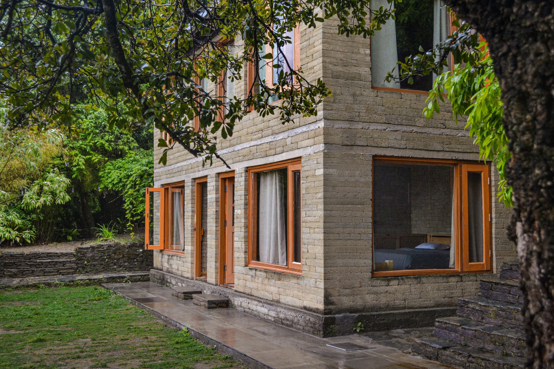 oak chalet mukteshwar front view